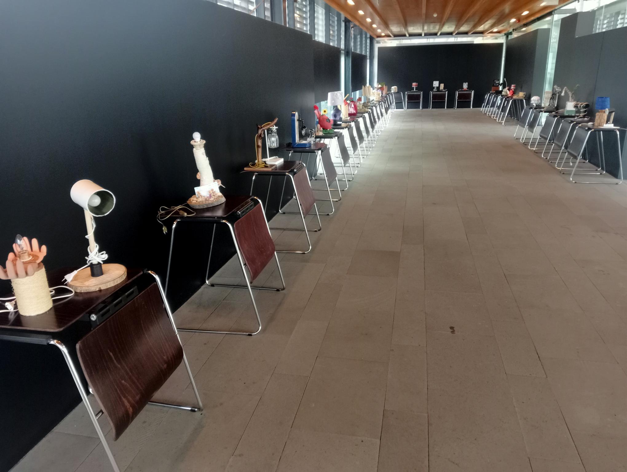 “Exposição de Candeeiros, Reutilização de Materiais e Direitos Humanos”