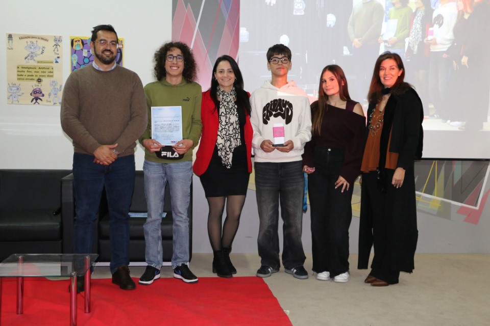 Distinção de melhor reportagem - 3.º Ciclo